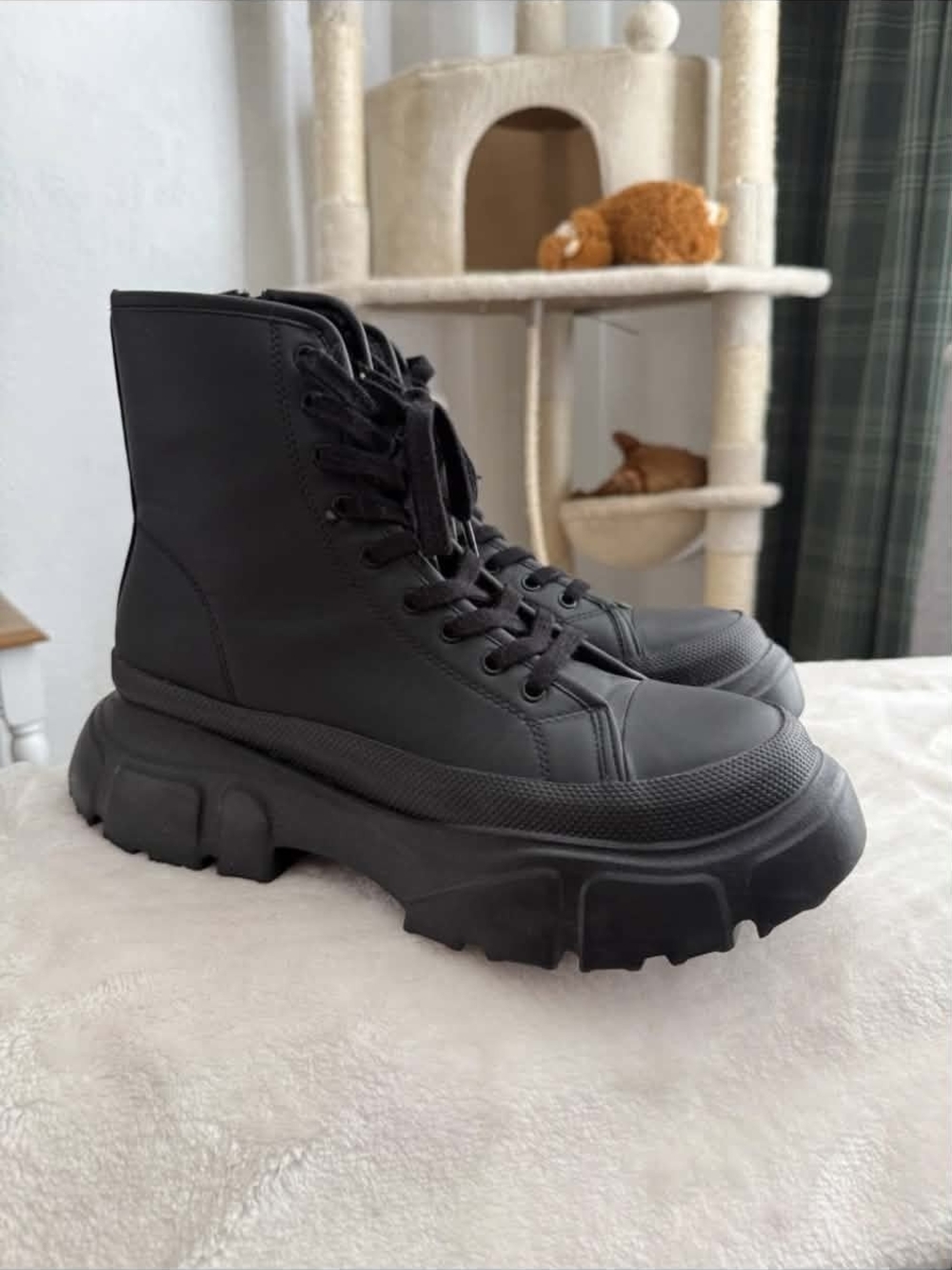 Zara Men's Black Lace-Up Platform Combat Boots - Picture 2 of 5
